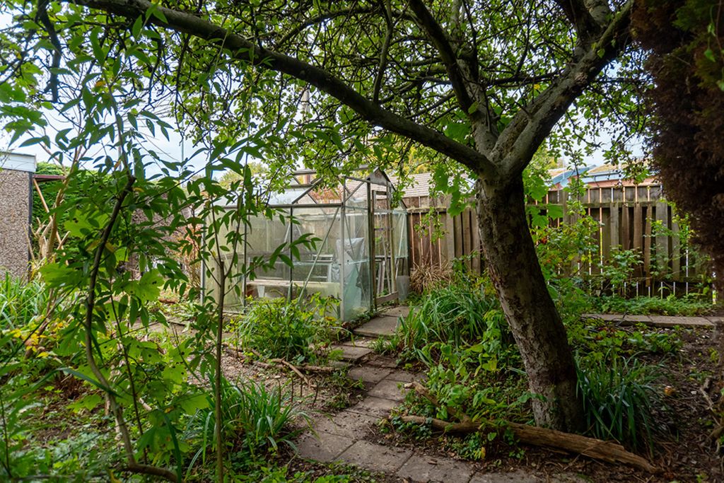 Property photo 3 of 23