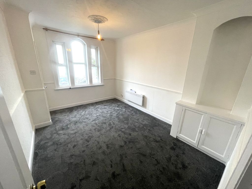 Property photo 1 of 8 Img_4871