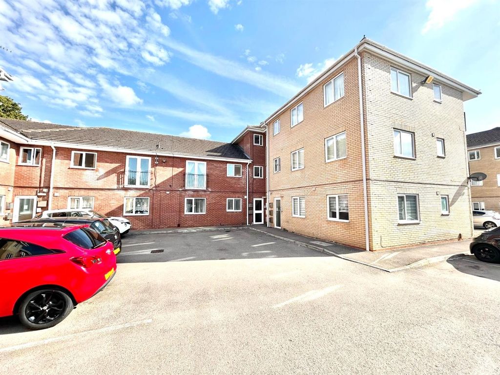 Property photo 1 of 11 40829720-B652-4F1A-91Ab-46F18709Efc7.Jpg