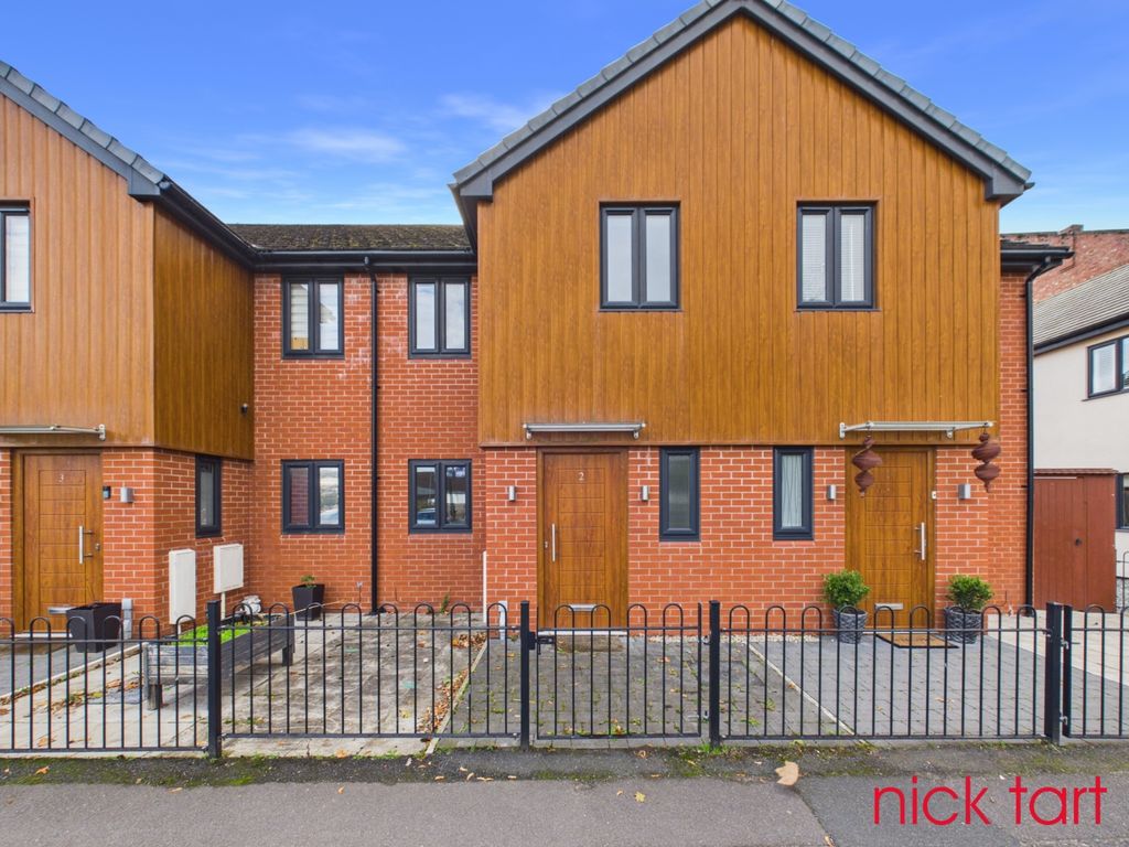 Property photo 1 of 19 Cam02849G0-Pr0192-Still021