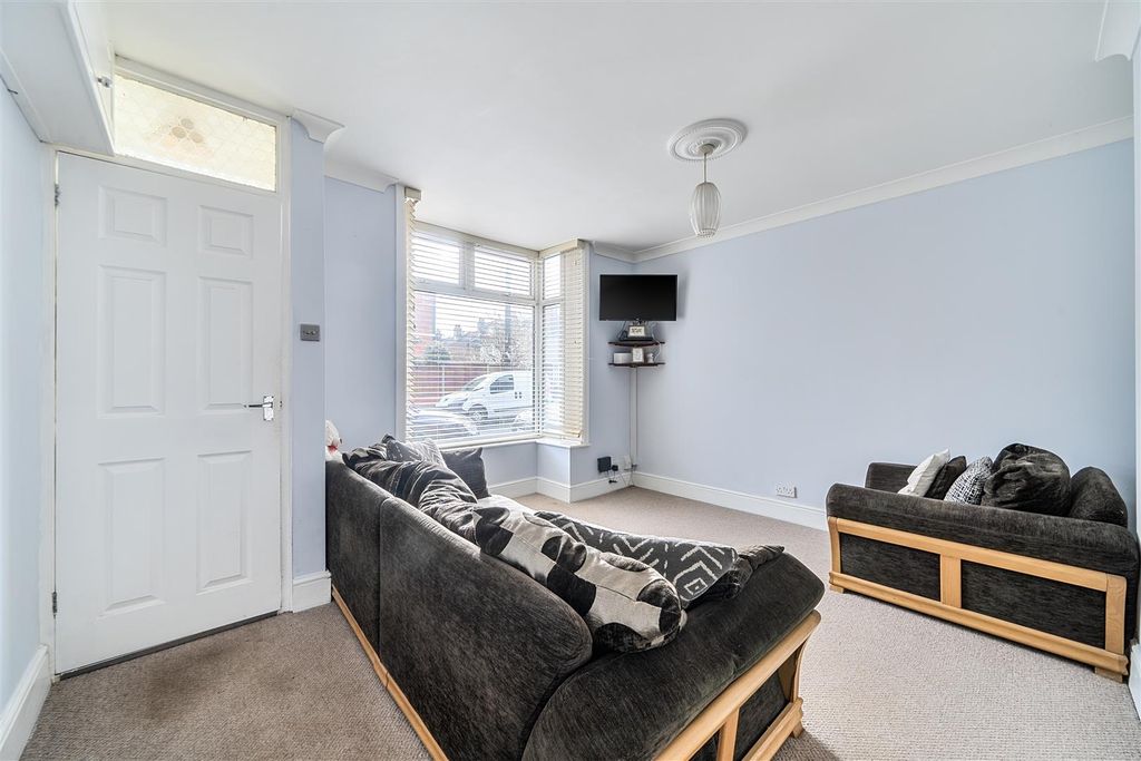 Property photo 3 of 16 Living Room