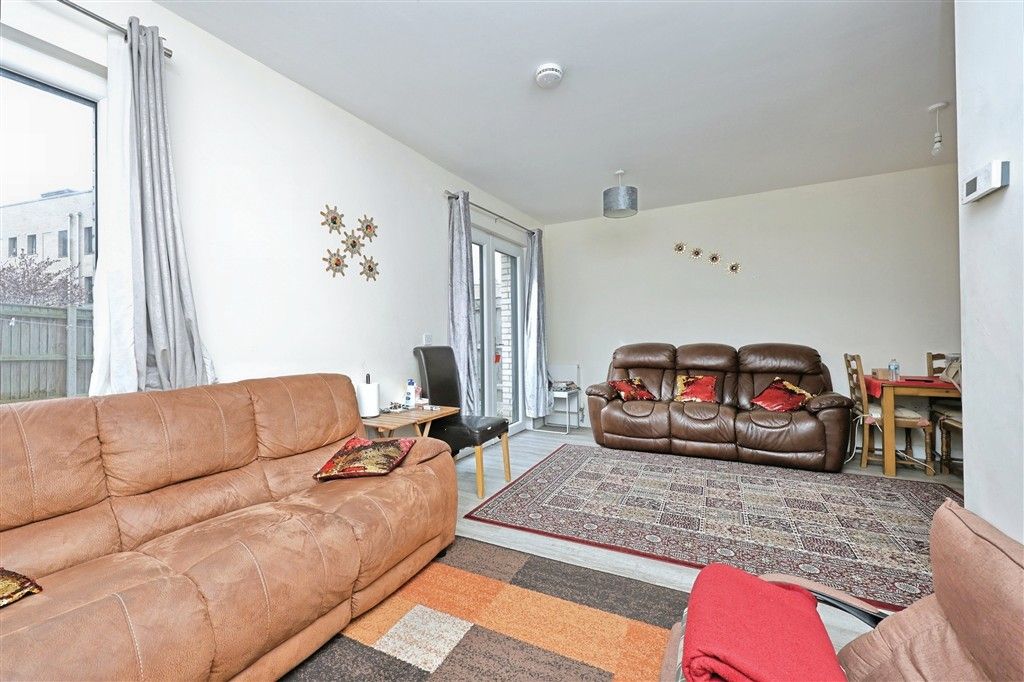 Property photo 3 of 5