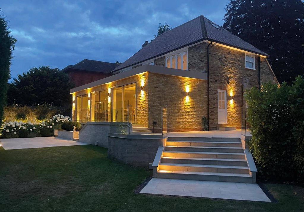 Additional image 13 of 4 bed detached house for saleBroadwater Rise, Guildford, Surrey GU1