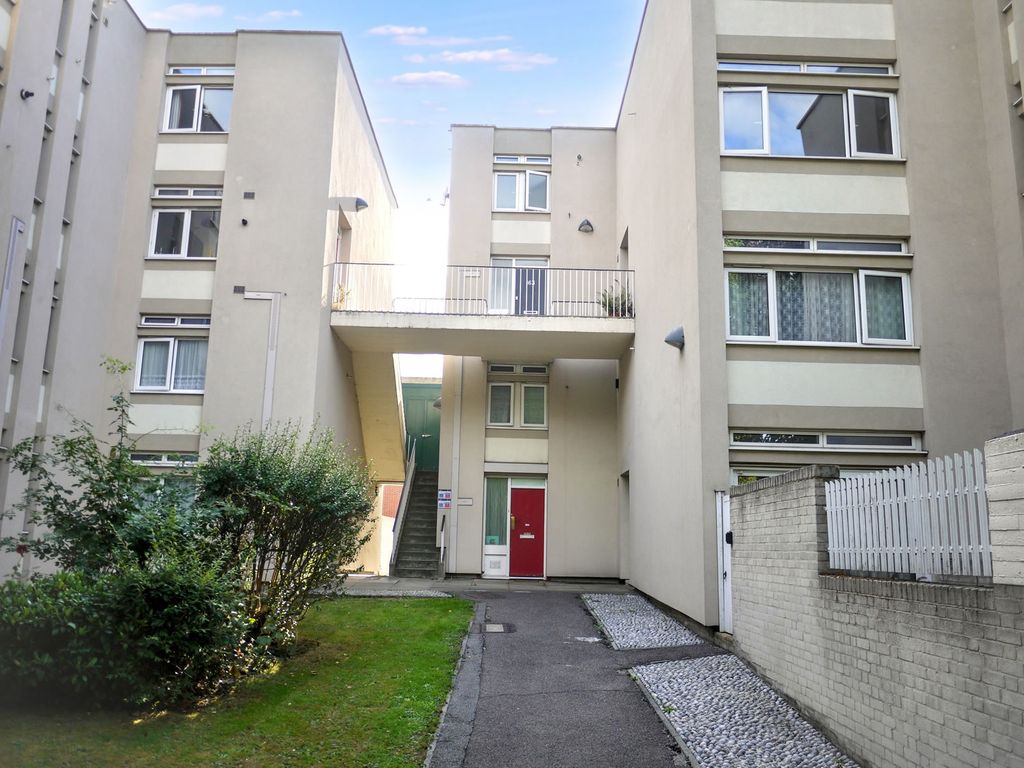 Property photo 1 of 14 Cedards9387420250822104351_P1070045_5Dgvt.Jpg