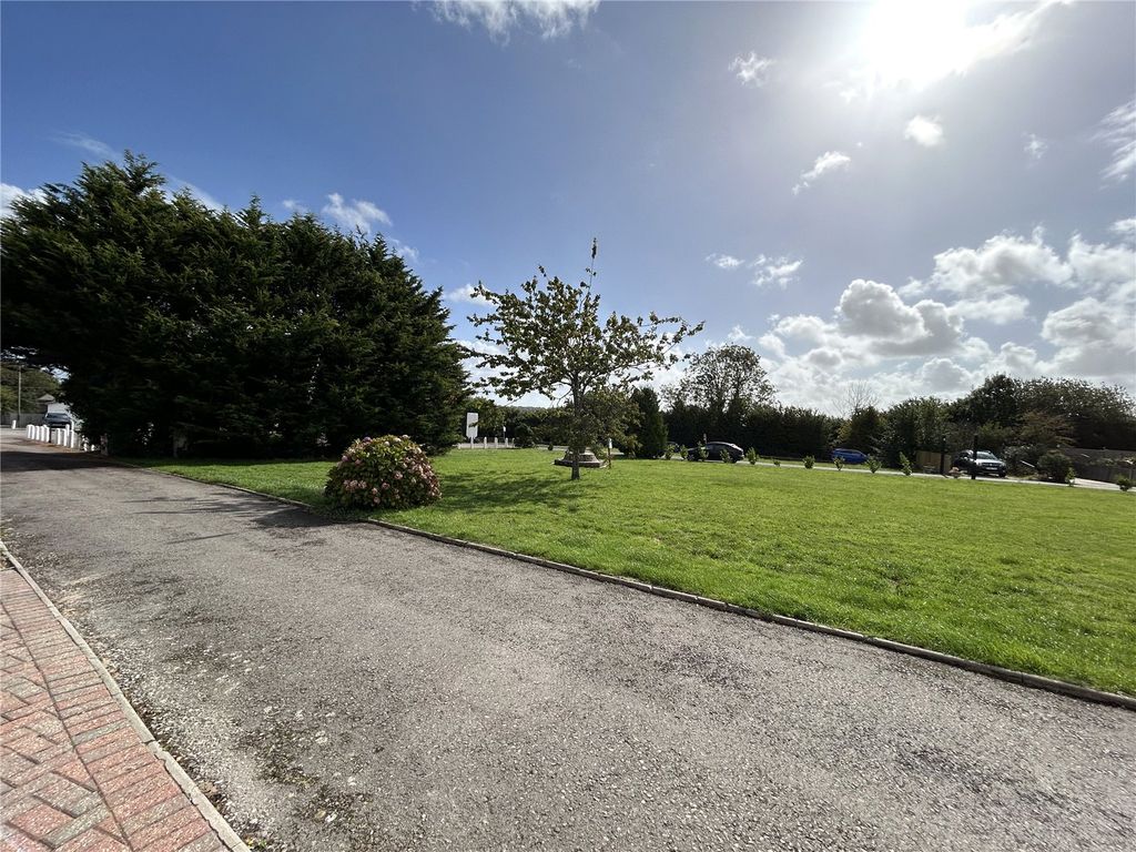 Property photo 2 of 16 Picture No. 03