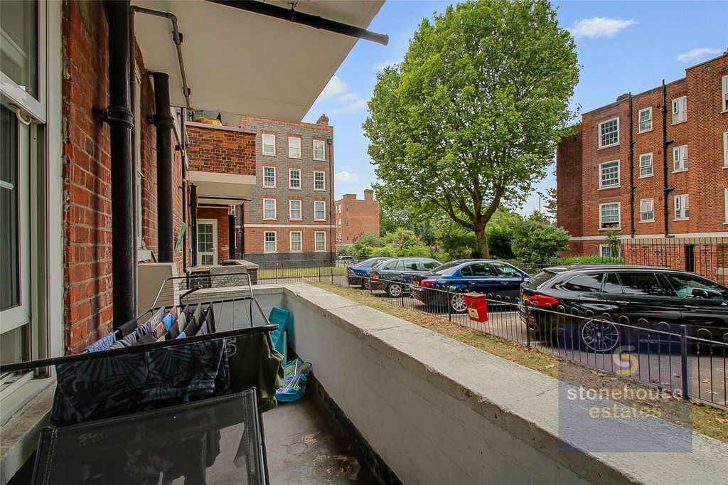 Property photo 3 of 10 Picture No. 09