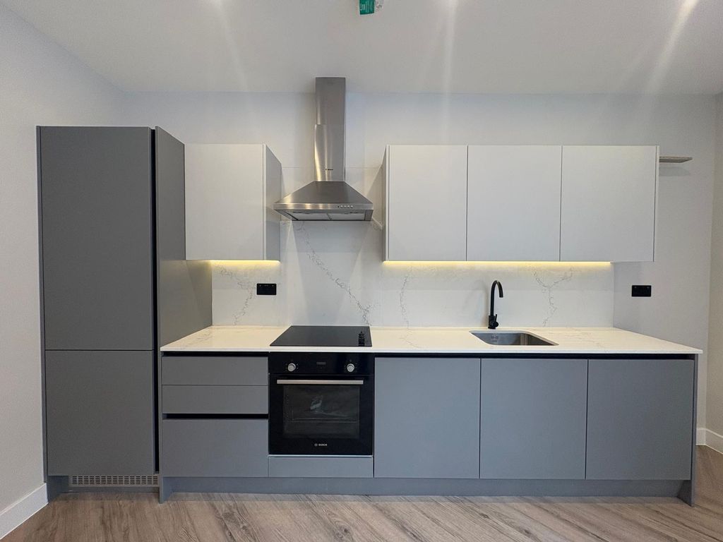 Property photo 1 of 10 Photo-2025-09-16-17-22-31