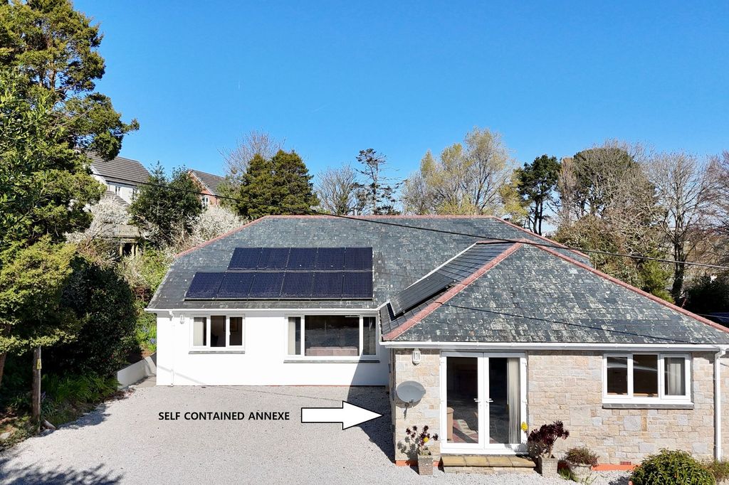 Property photo 1 of 34