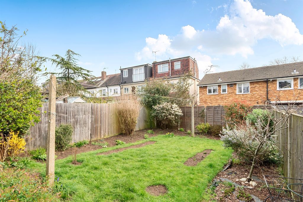 Property photo 2 of 12