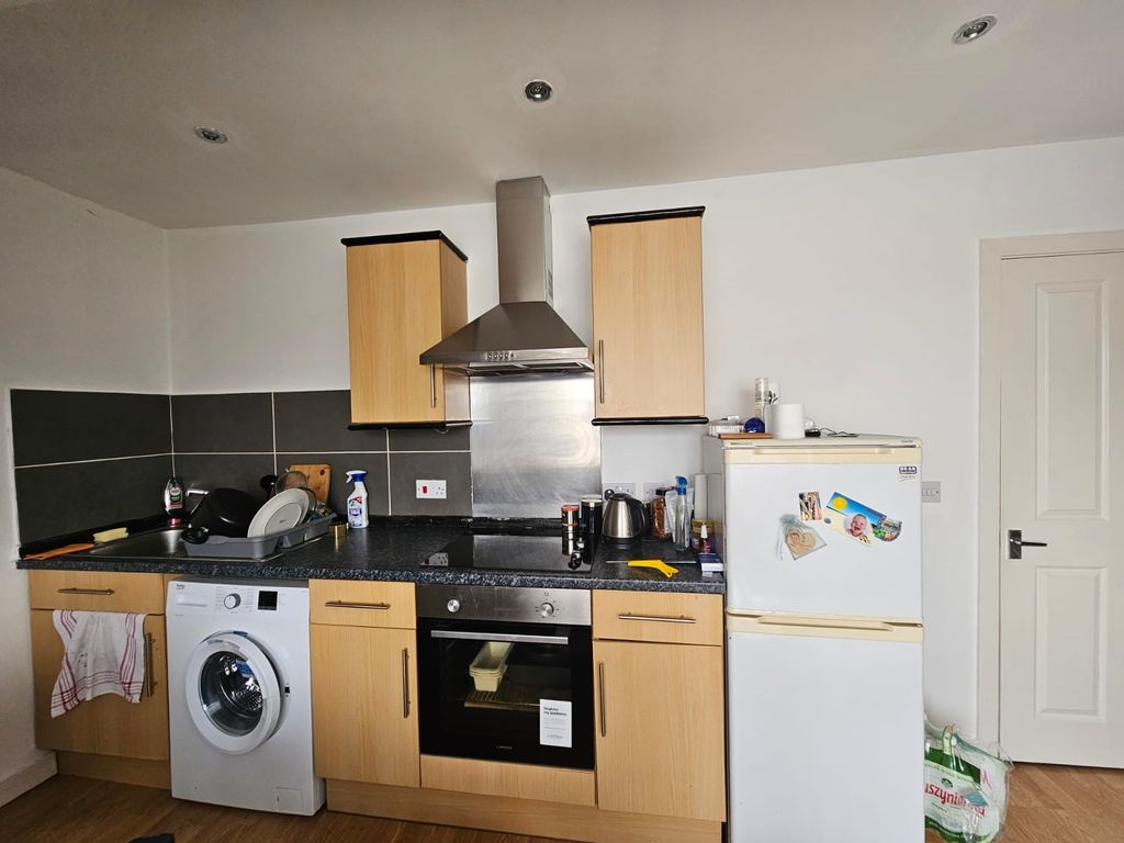 Property photo 1 of 6 Image