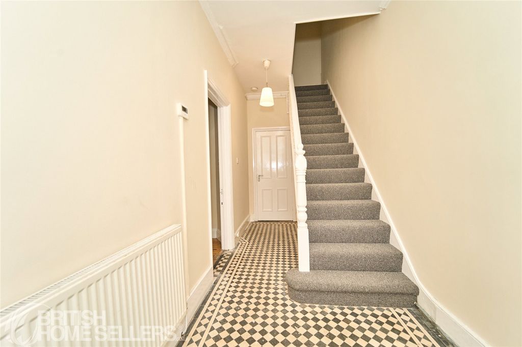 Property photo 3 of 30 Picture No. 06