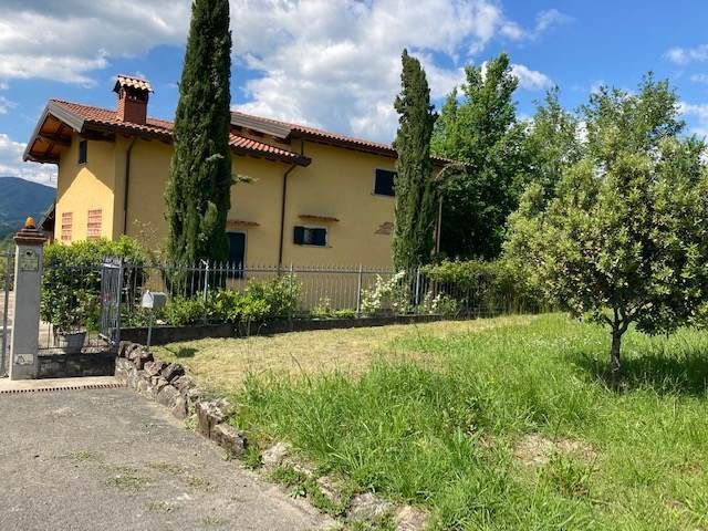 Property photo 1 of 30