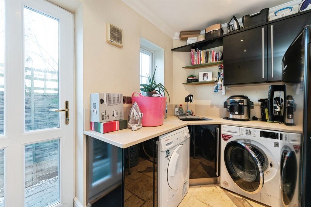 Additional image 7 of 5 bed detached house for saleCreek Road, March PE15