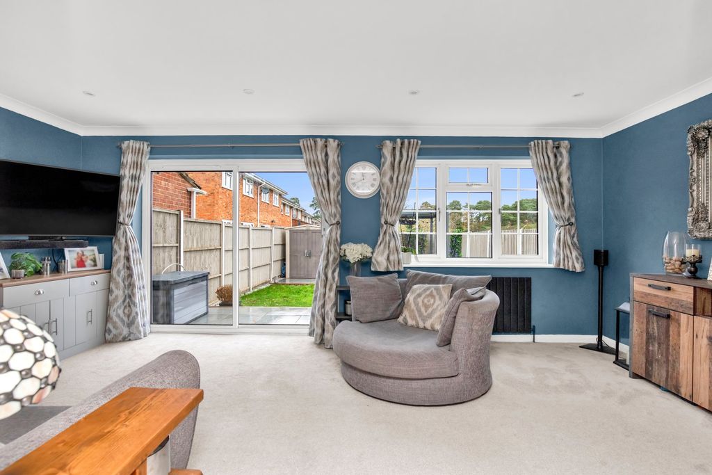 Property photo 1 of 25