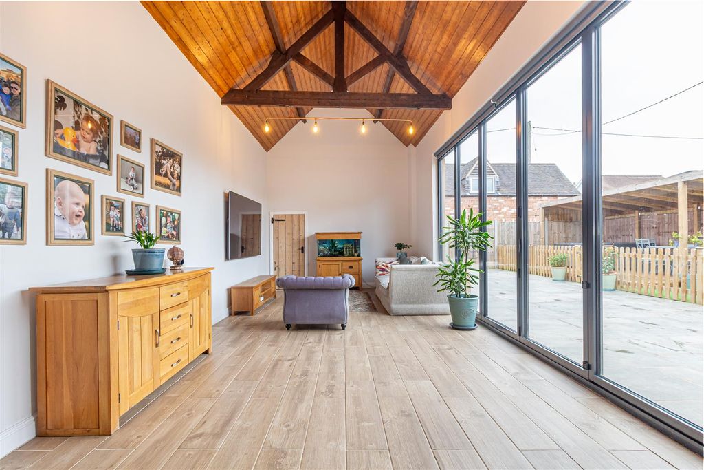 Property photo 2 of 48 Living-Room-4.Jpg