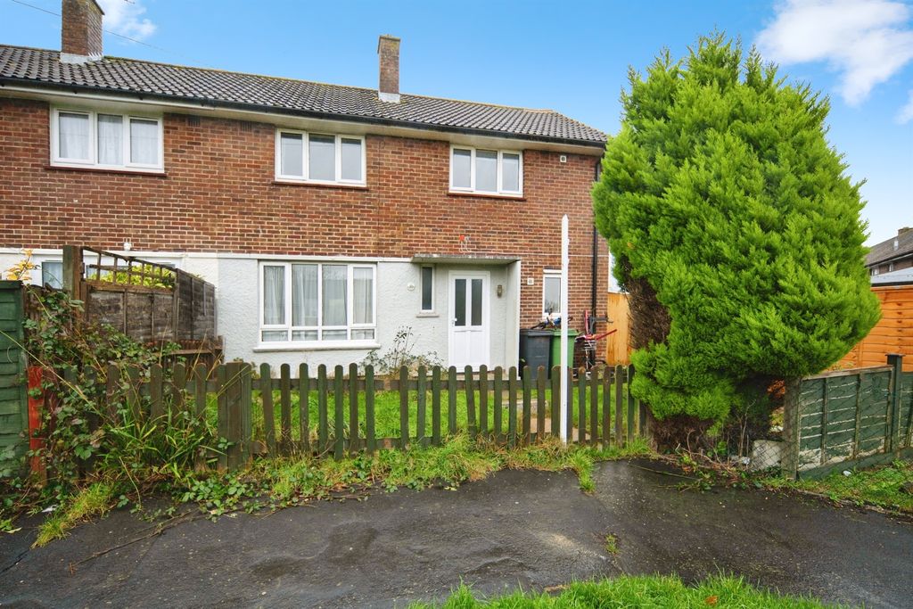 Property photo 1 of 18