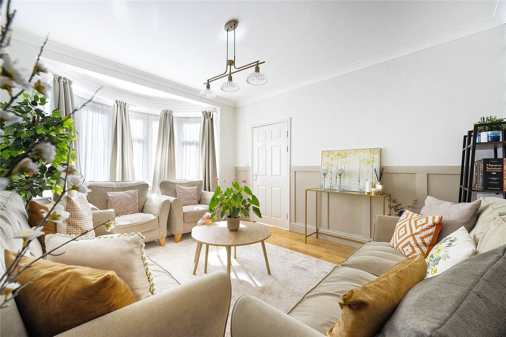 Property photo 1 of 31 Picture No. 02