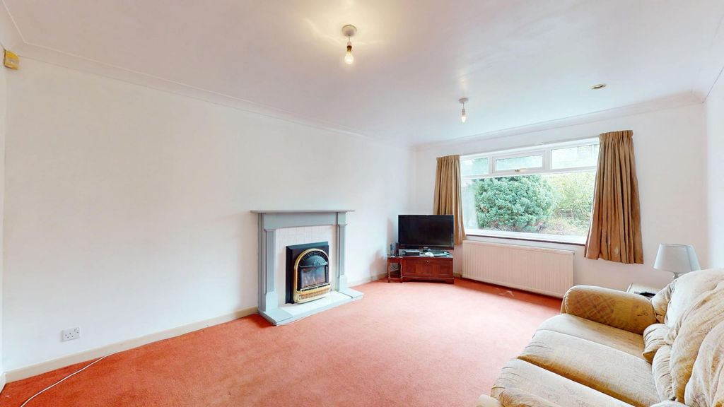 Property photo 2 of 10 5-St-Helens-Way-09032025_095158.Jpg