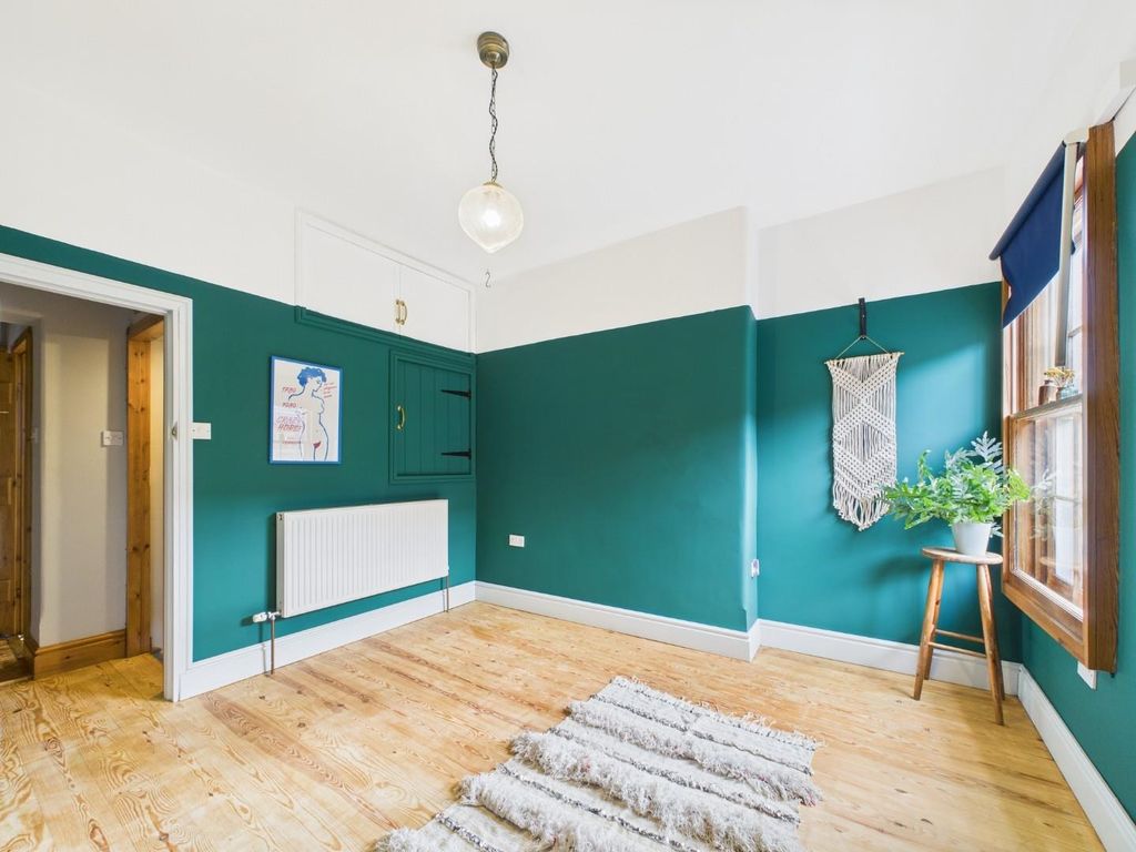 Property photo 3 of 22 Bedroom One