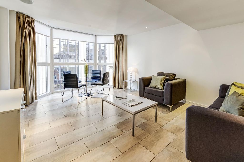 Property photo 1 of 7 645E23Bc4B40B306240283F8_Db82c93E3cc17Bd0Cbb0E5E8d
