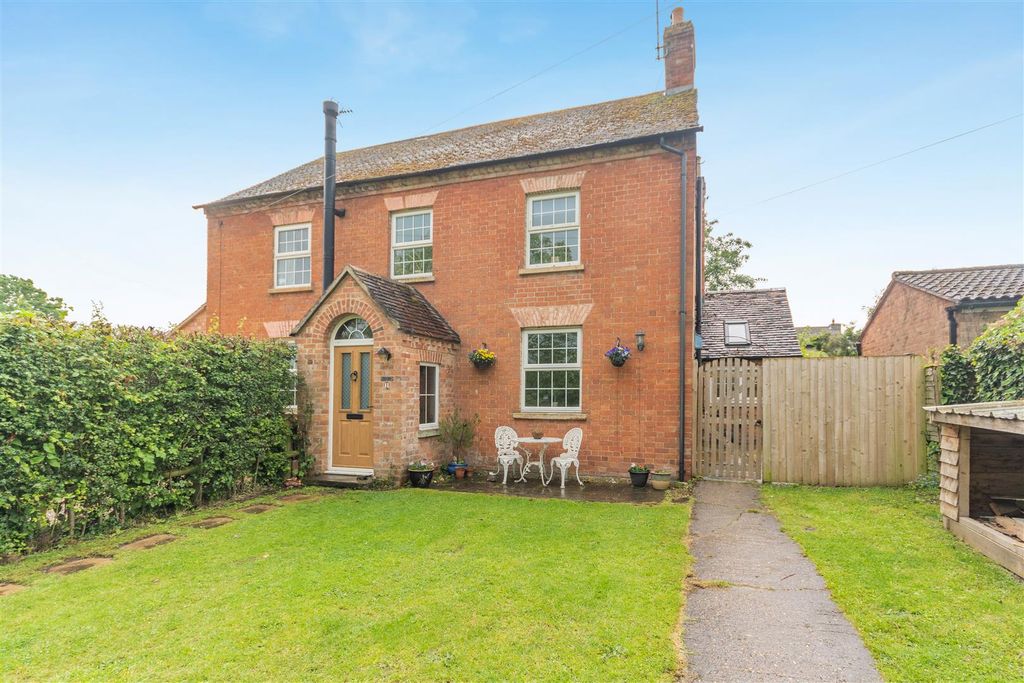 Property photo 1 of 30