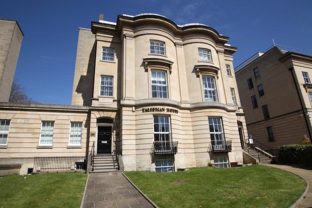 Property photo 1 of 13 Exterior