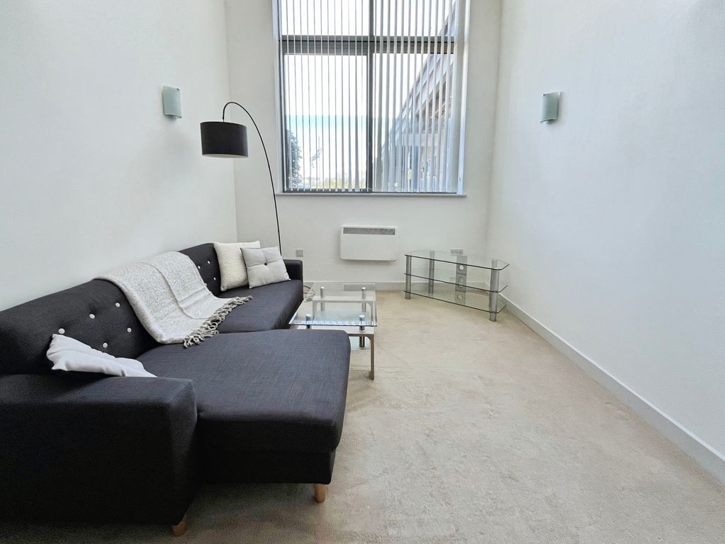 Property photo 3 of 23 Pbox-Img.Jpg