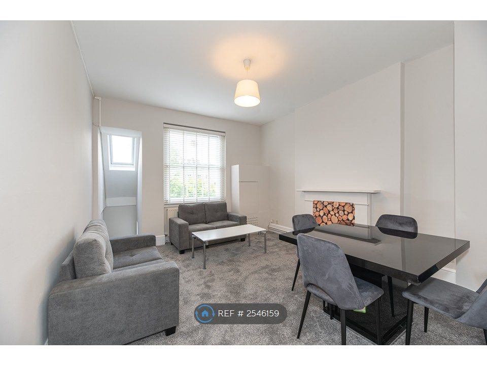 Property photo 1 of 35 Lounge/Diner