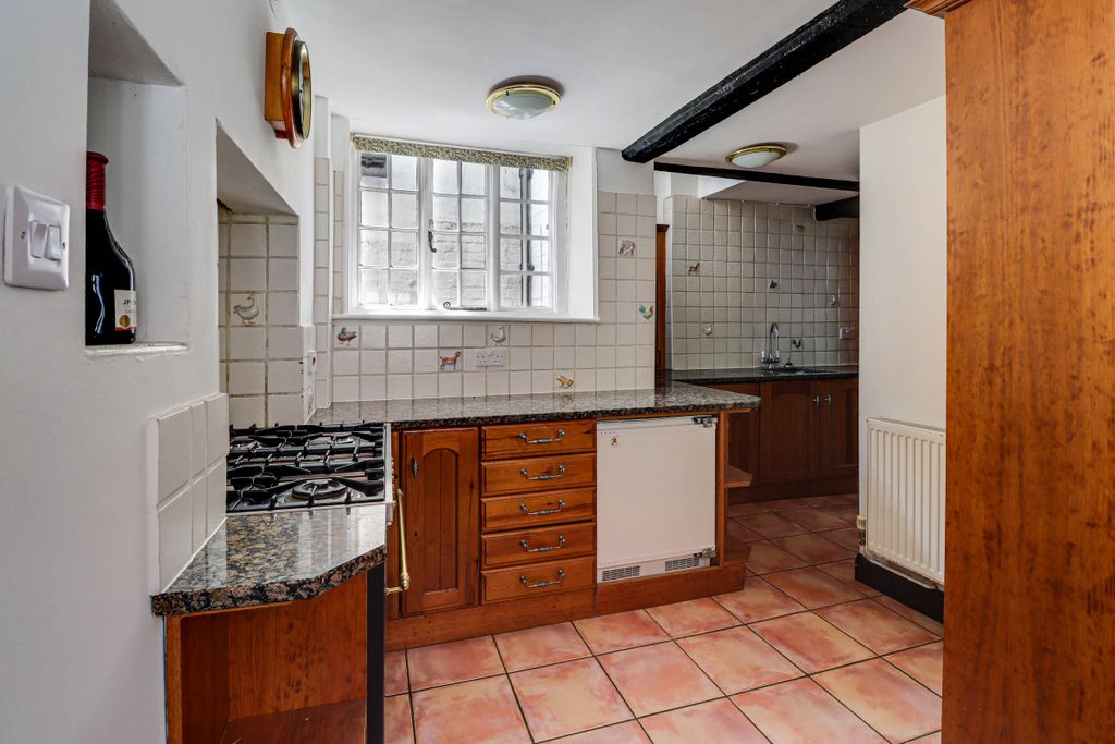 Property photo 3 of 16 Kitchen