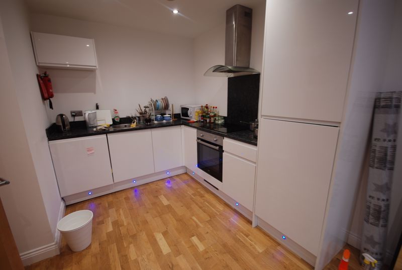 Property photo 2 of 4 Photo 4