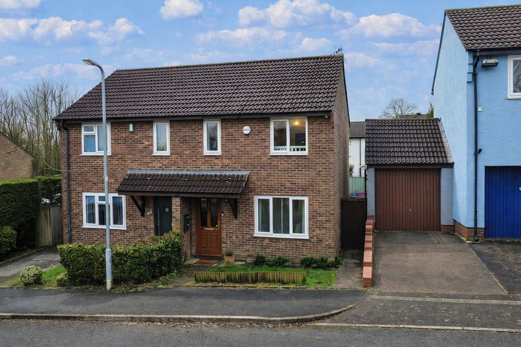 Property photo 1 of 21