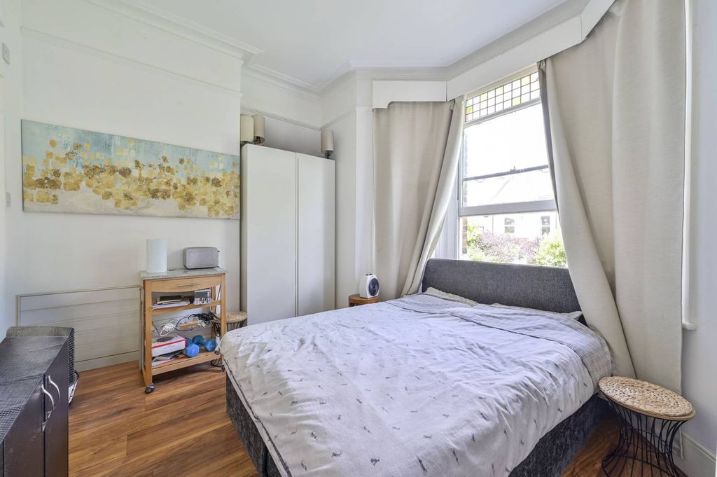 Property photo 1 of 4