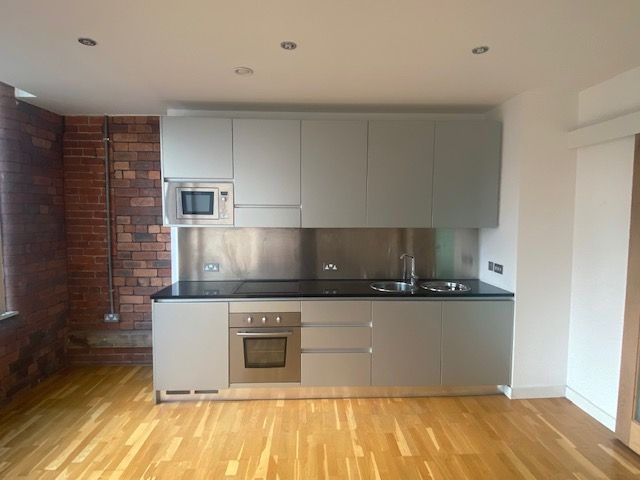 Property photo 2 of 11 Front Description 2