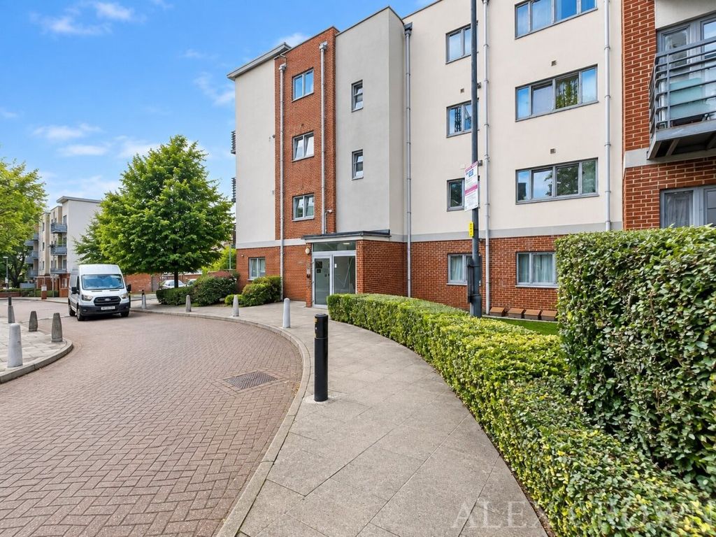 Property photo 1 of 14