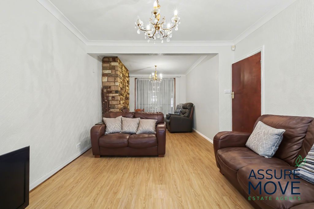 Property photo 2 of 12