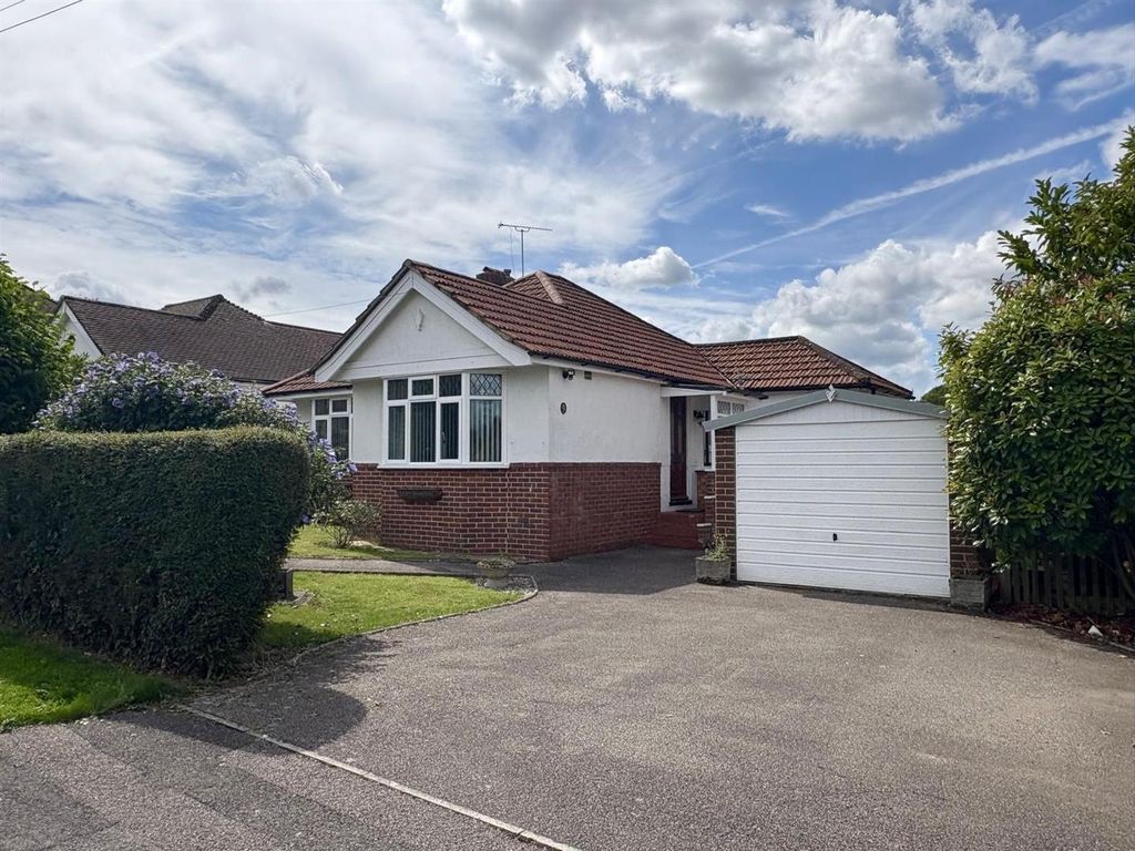 Property photo 1 of 10 External