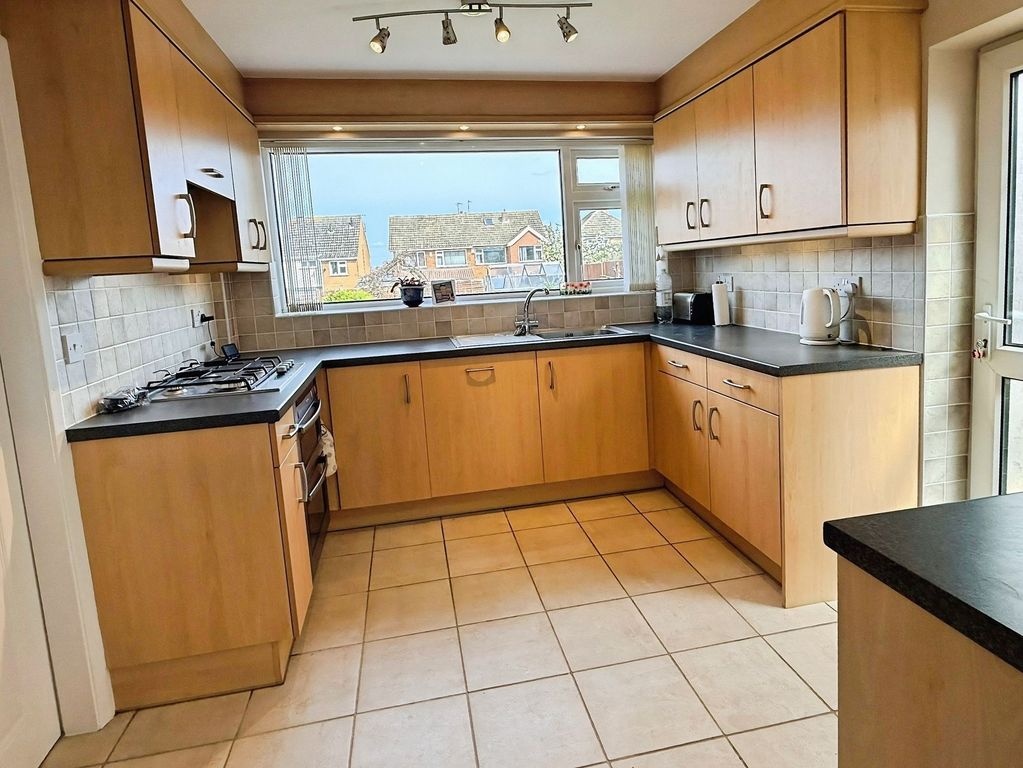 Property photo 3 of 23
