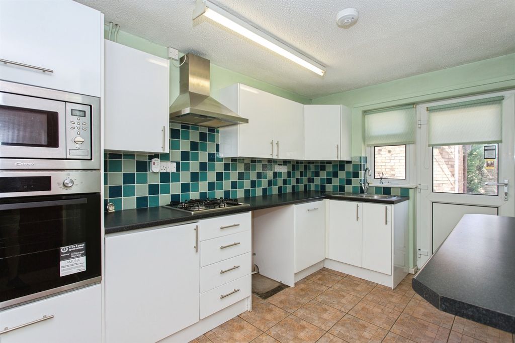 Property photo 2 of 15