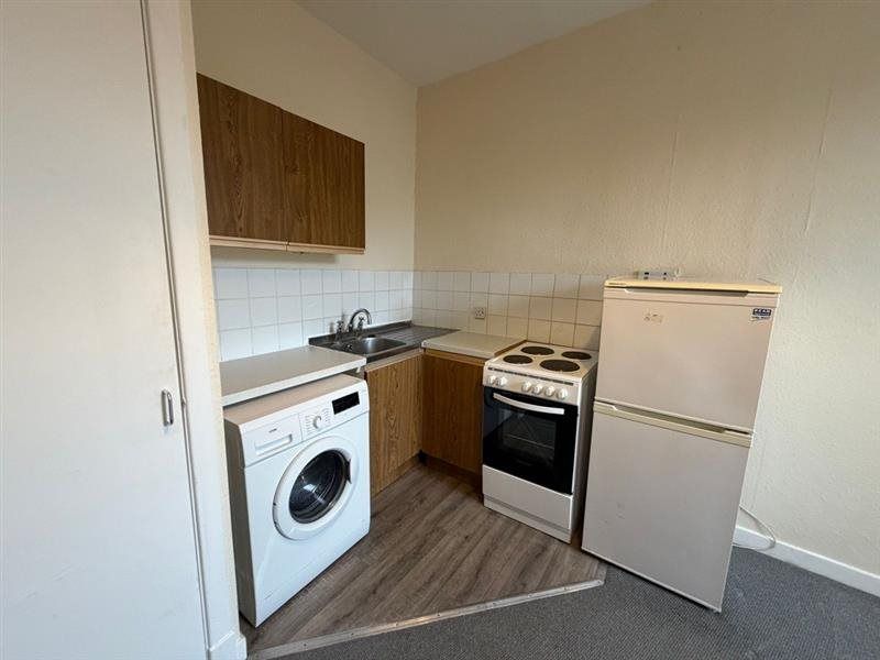 Property photo 3 of 6 A00Bdca8-2802-46Ef-9d54-0d97F2c46De3