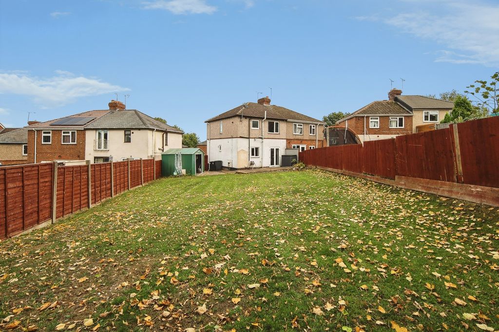Property photo 3 of 18 Pbox-Img.Jpg