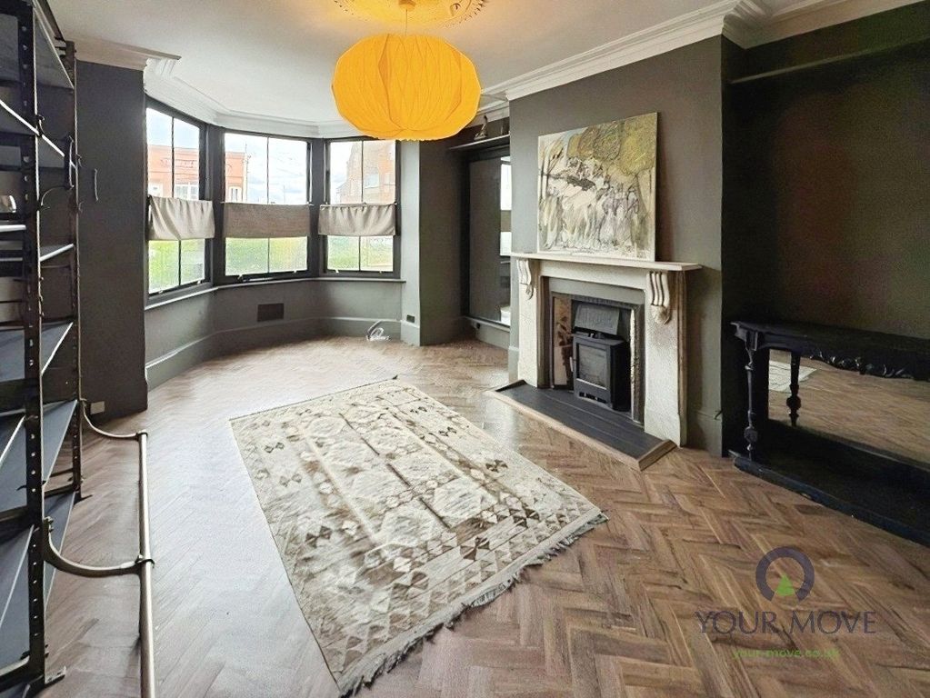 Property photo 2 of 25 Picture No. 23