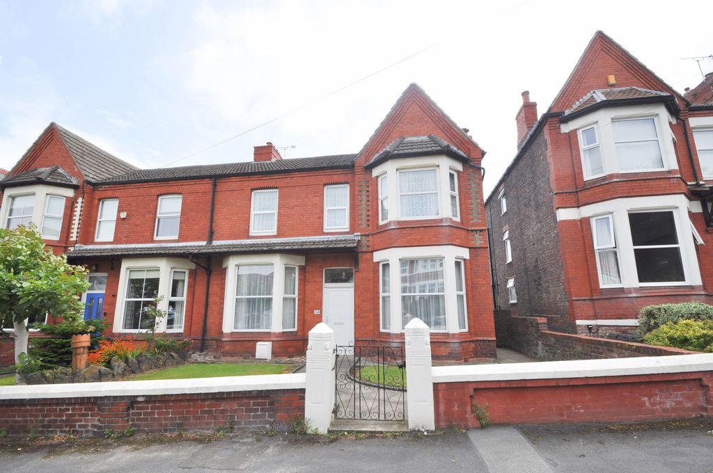Property photo 1 of 43
