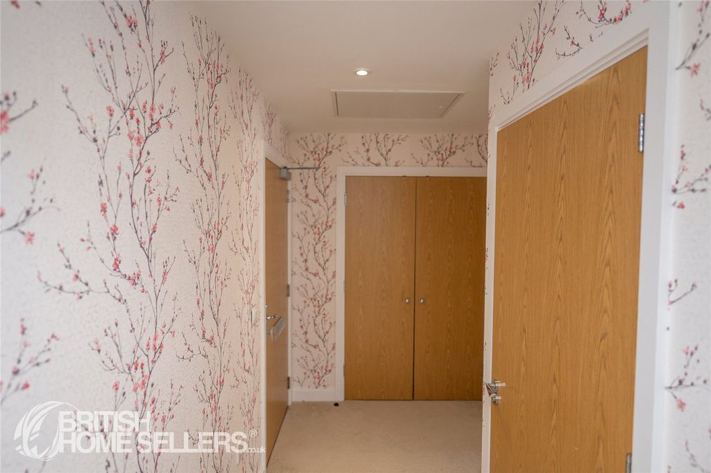 Property photo 2 of 10 Picture No. 11