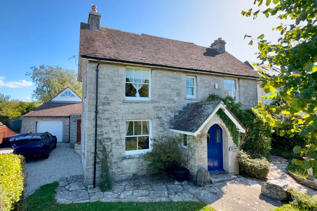 Property photo 1 of 23 Tilia House