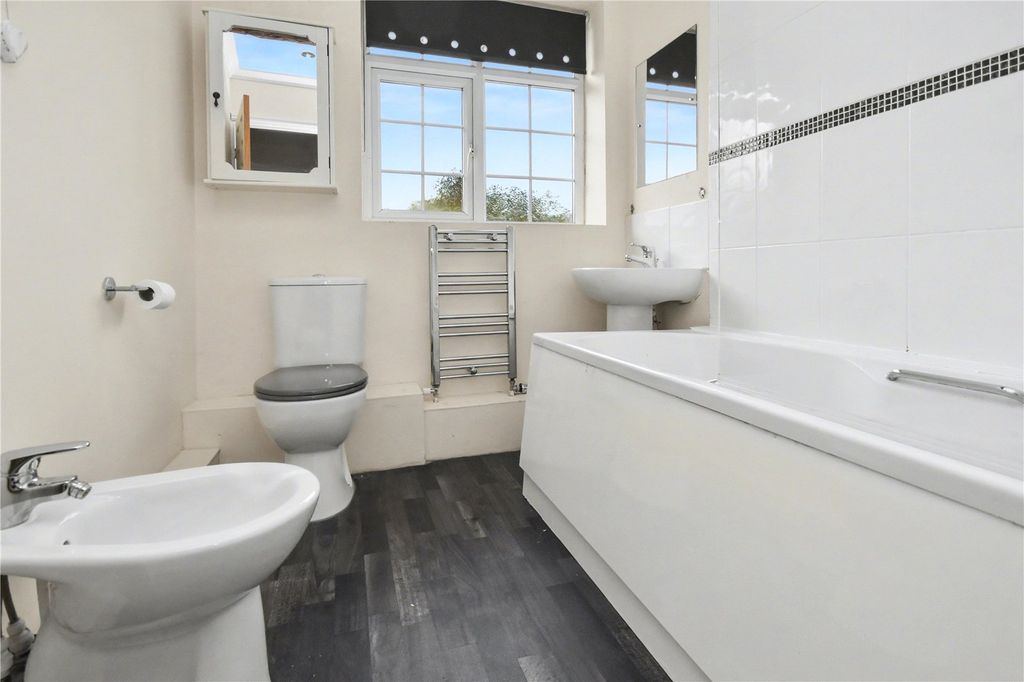 Property photo 1 of 13 Picture No. 06