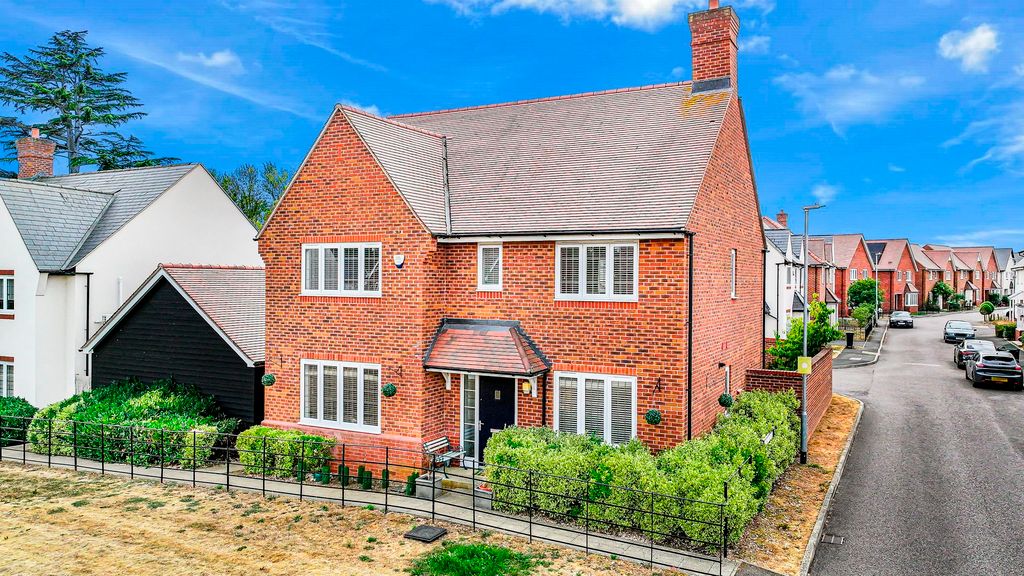Property photo 1 of 37