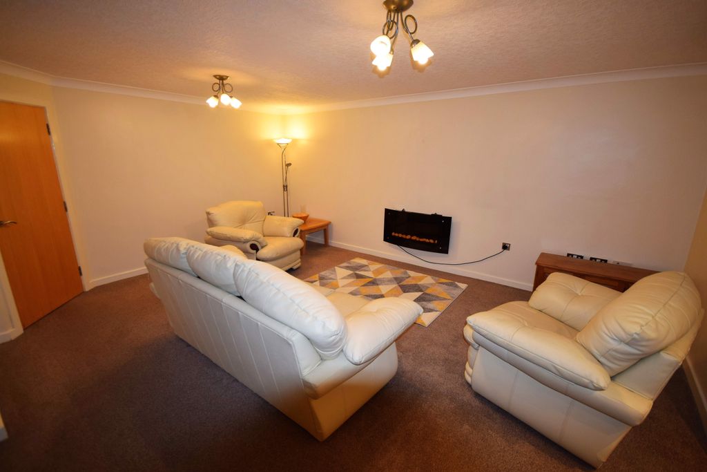 Property photo 2 of 8 Living Room