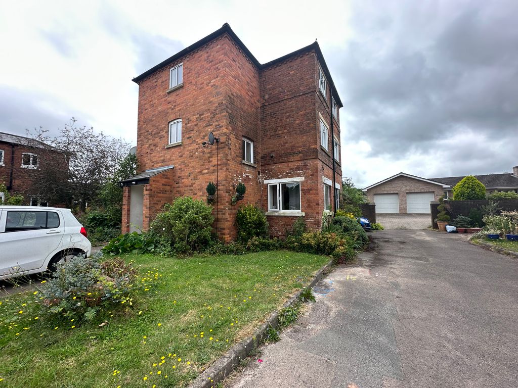 Property photo 1 of 5 Exterior