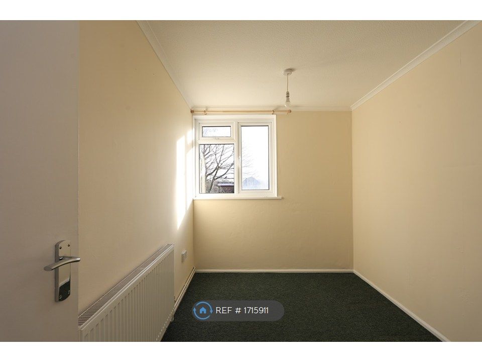 Property photo 2 of 29