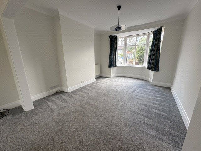 Property photo 2 of 18 Picture No. 37